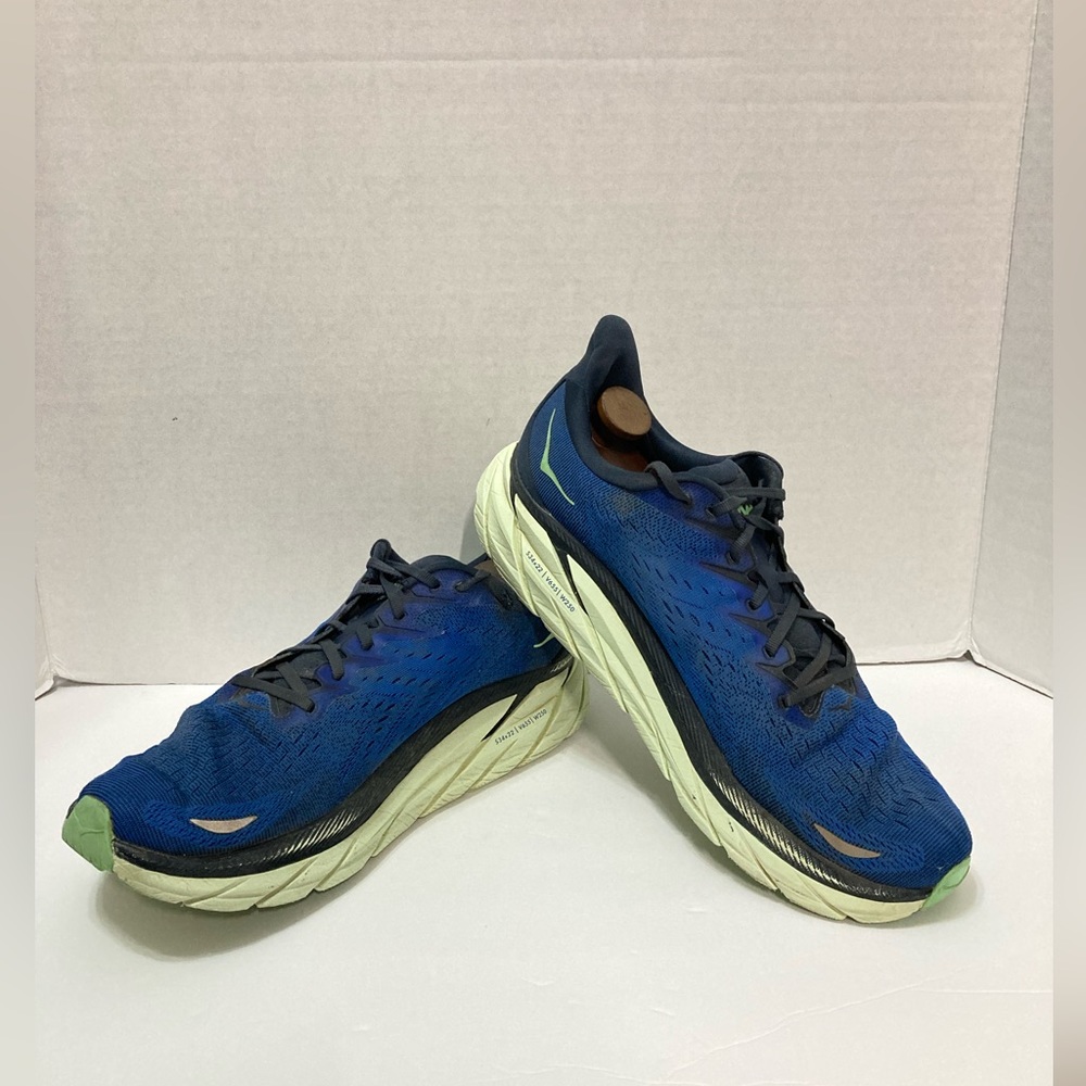 Hoka One One Men’s Size 13D Clifton 8 Blue
